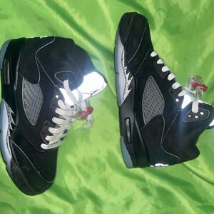Jordan Retro Metallic 5s Youth 5.5Y